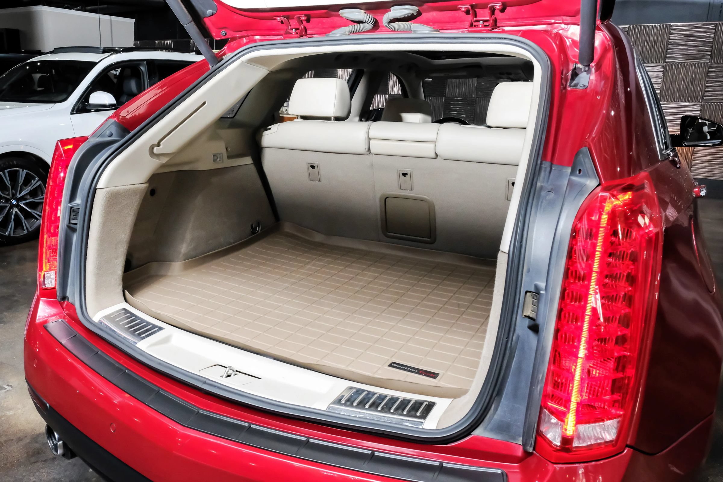 Used 2016 Cadillac SRX Luxury FWD image 60