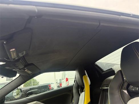 Used 2021 Chevrolet Corvette Stingray Premium Conv w/ Chrome Exterior Badge Package image 15