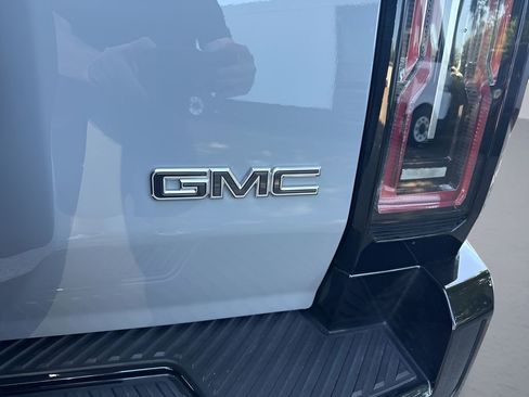 Used 2025 GMC Hummer EV 2X AWD/4WD image 37