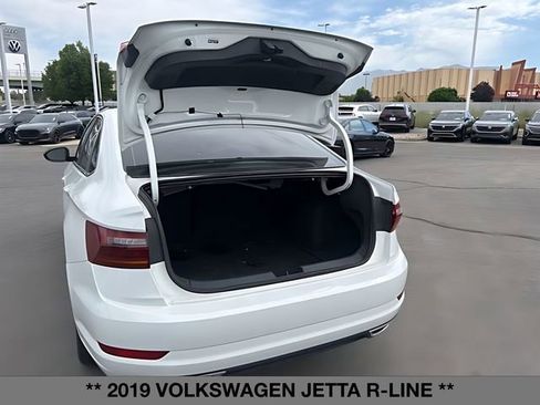 Used 2019 Volkswagen Jetta R-Line FWD image 14