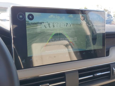 New 2026 Lincoln Corsair Reserve image 21