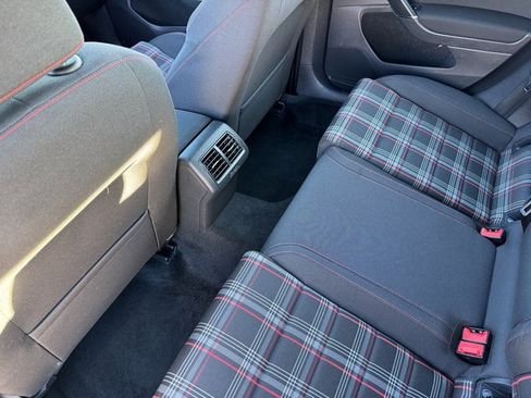 Used 2017 Volkswagen GTI S image 17