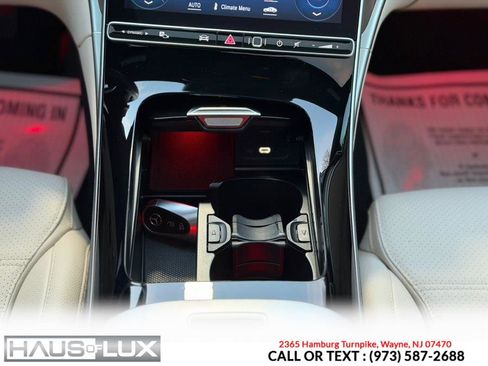 Used 2023 Mercedes-Benz C 300 4MATIC Sedan image 32