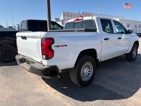 Used 2024 Chevrolet Colorado W/T w/ WT Convenience Package AWD/4WD image 6