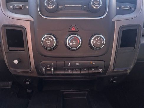 Used 2015 RAM 2500 Tradesman w/ Chrome Appearance Group image 20