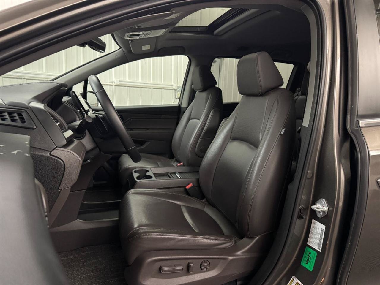 Used 2022 Honda Odyssey EX-L image 7