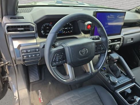 Used 2026 Toyota 4Runner TRD Sport Premium AWD/4WD image 17