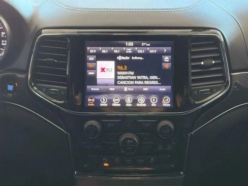 Used 2019 Jeep Grand Cherokee Overland AWD/4WD image 22