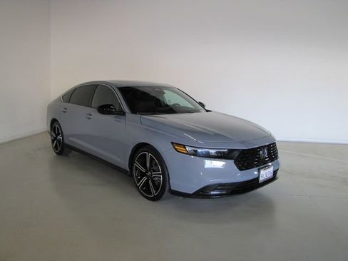 Certified 2025 Honda Accord Sport image 3