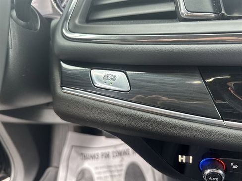 Used 2020 Buick Enclave Essence w/ Sound and Sites Package image 17