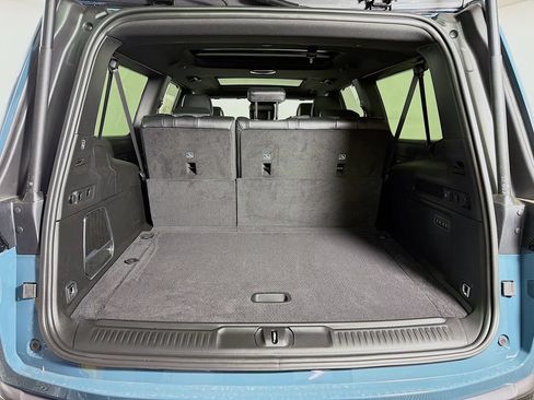 New 2026 Jeep Grand Wagoneer L Limited AWD/4WD image 29