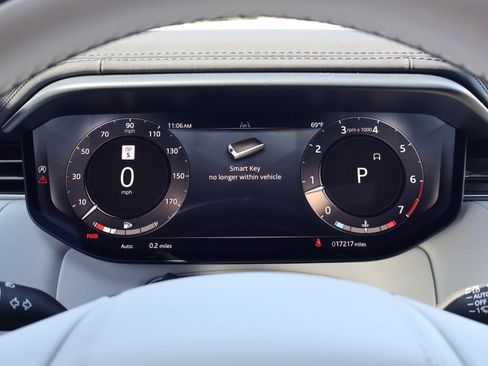 Used 2024 Land Rover Range Rover Sport Dynamic SE image 16