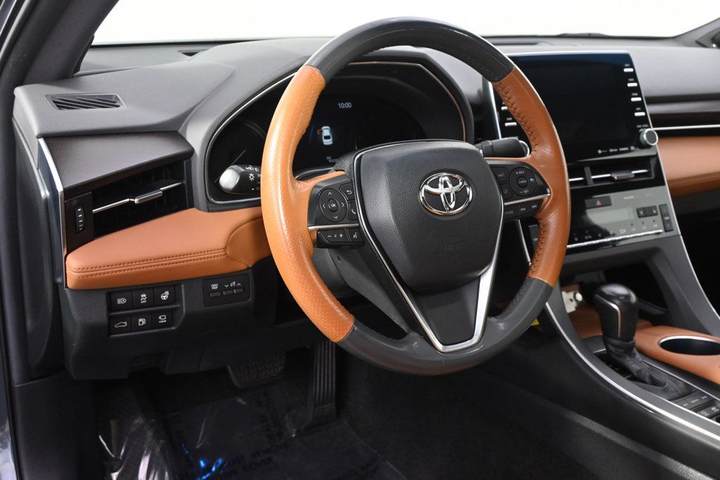 Used 2020 Toyota Avalon Limited w/ Advanced Safety Package FWD image 12