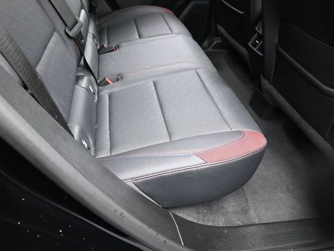 Used 2025 Chevrolet Equinox RS FWD image 40