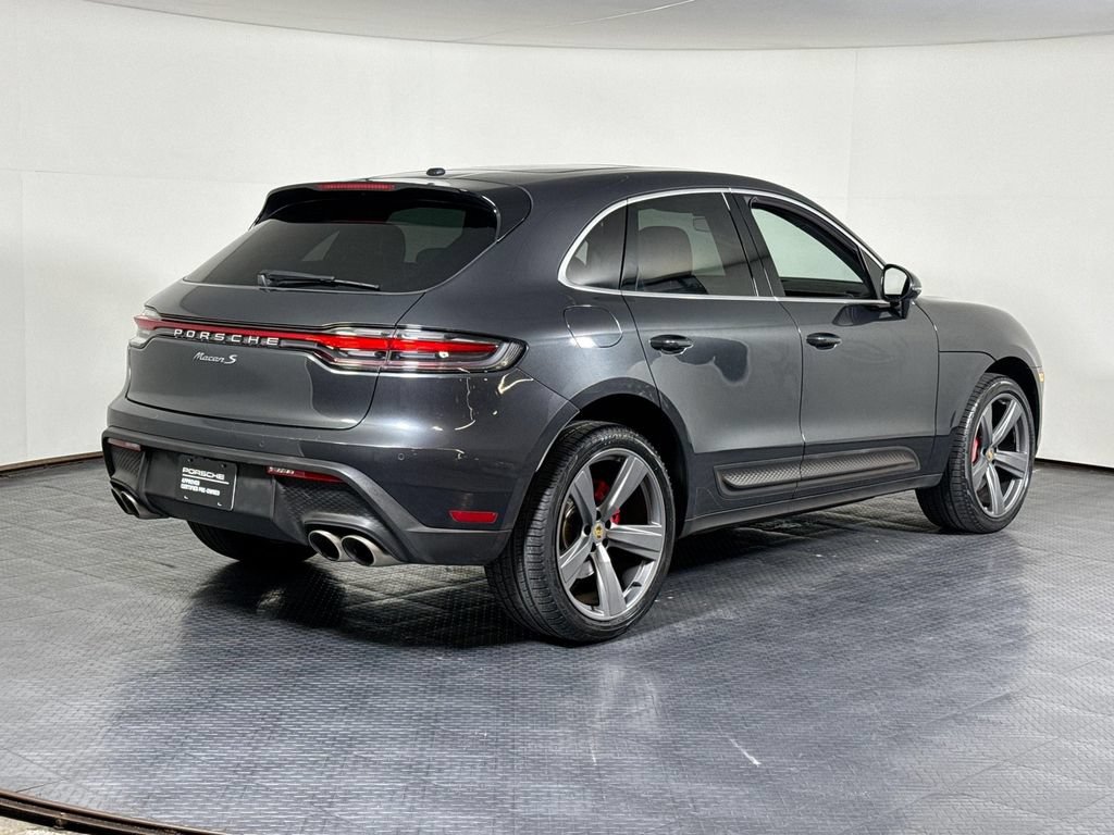 Certified 2023 Porsche Macan S AWD/4WD image 7