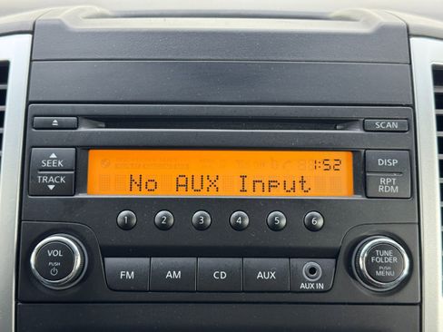 Used 2015 Nissan Frontier S image 21