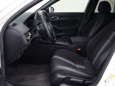 Used 2025 Honda Civic Sport image 11