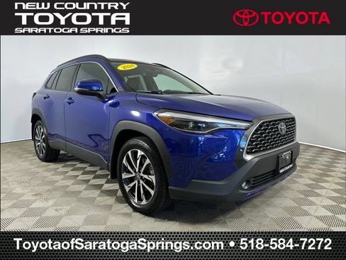 Certified 2024 Toyota Corolla Cross XLE AWD/4WD image 1