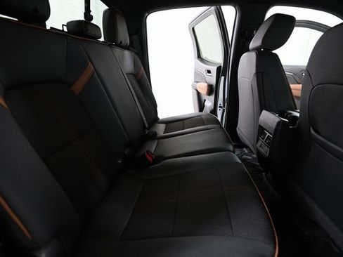 Used 2024 GMC Canyon AT4 image 26