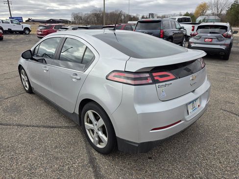 Used 2013 Chevrolet Volt w/ Comfort Package image 4