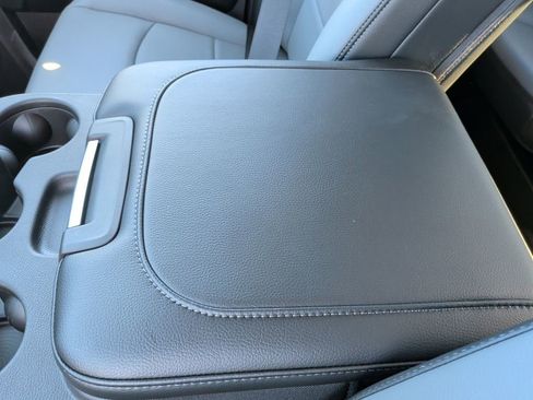 New 2026 RAM 2500 Tradesman w/ Chrome Appearance Group image 32