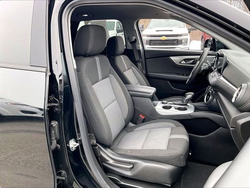 Used 2024 Chevrolet Blazer LT image 10