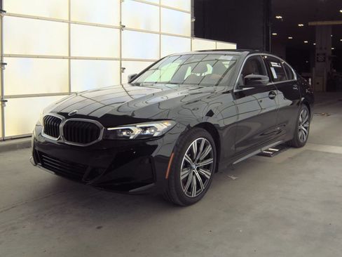 Used 2025 BMW 330i xDrive Sedan image 1