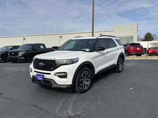 Used 2020 Ford Explorer ST w/ Premium Technology Package video 3