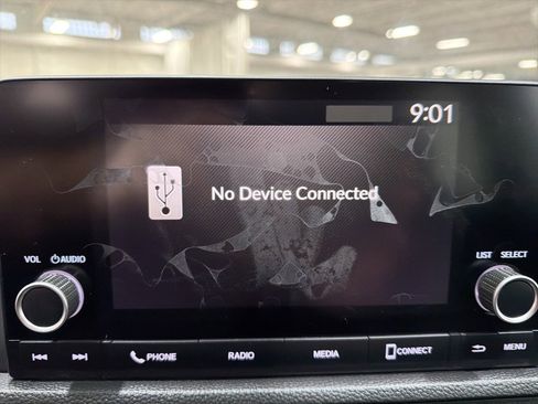 Used 2025 Honda CR-V EX image 19