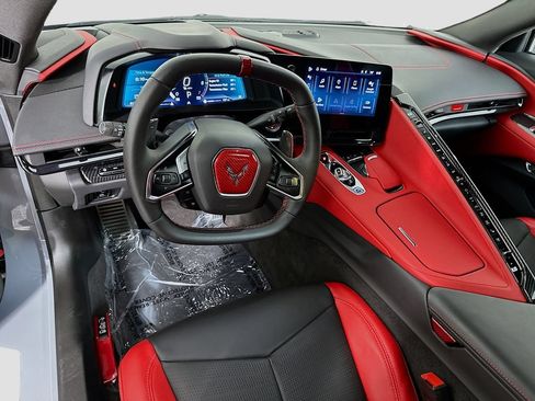 Used 2024 Chevrolet Corvette Stingray Preferred Conv w/ Z51 Performance Package RWD image 23