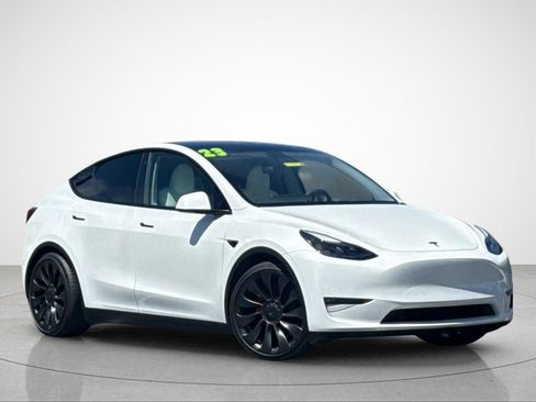 Used 2023 Tesla Model Y Performance AWD/4WD image 2