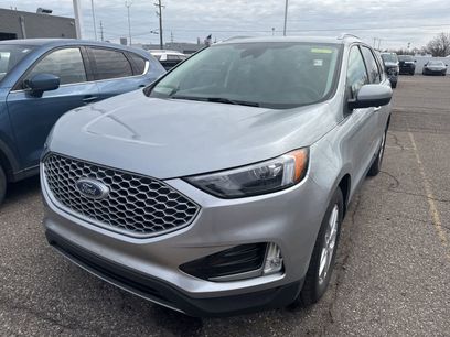 Used 2024 Ford Edge SEL w/ Convenience Package