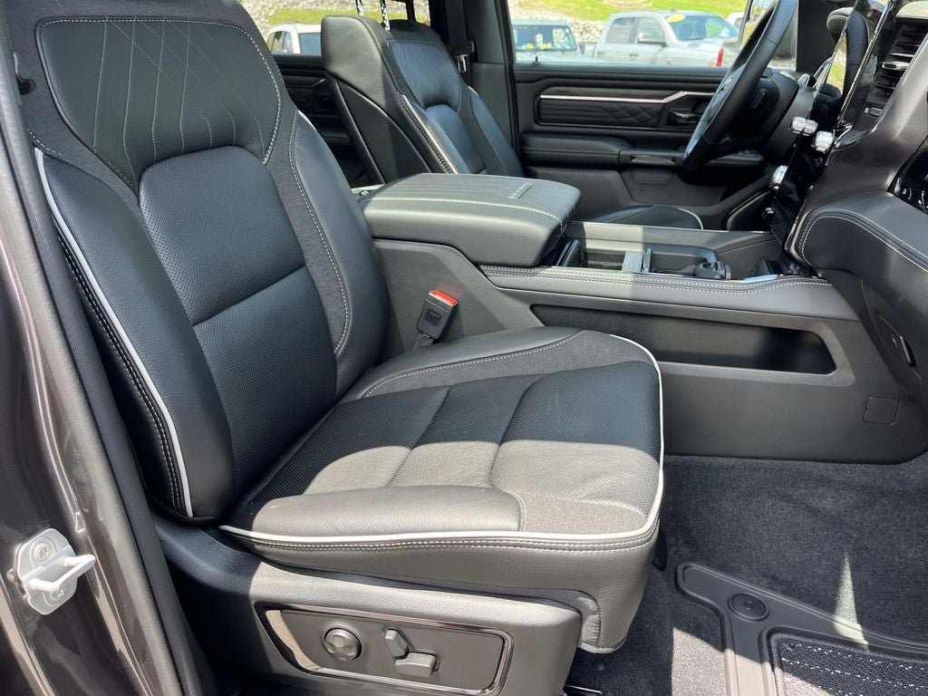 Used 2026 RAM 1500 Limited AWD/4WD image 37