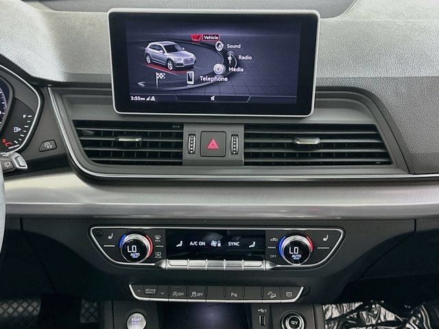 Used 2020 Audi Q5 2.0T Titanium Premium Plus AWD/4WD image 15