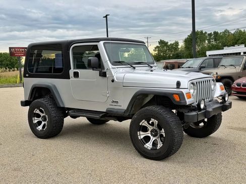 Used 2004 Jeep Wrangler 4WD image 18