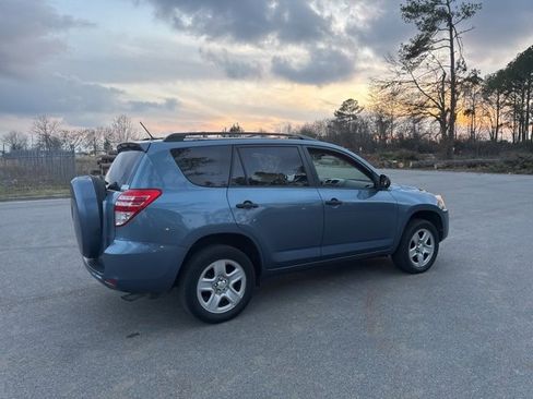 Used 2012 Toyota RAV4 FWD image 4