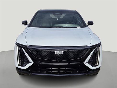 New 2026 Cadillac Lyriq Premium Sport image 5