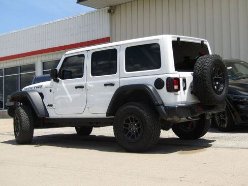 Used 2023 Jeep Wrangler Unlimited Sport AWD/4WD image 10