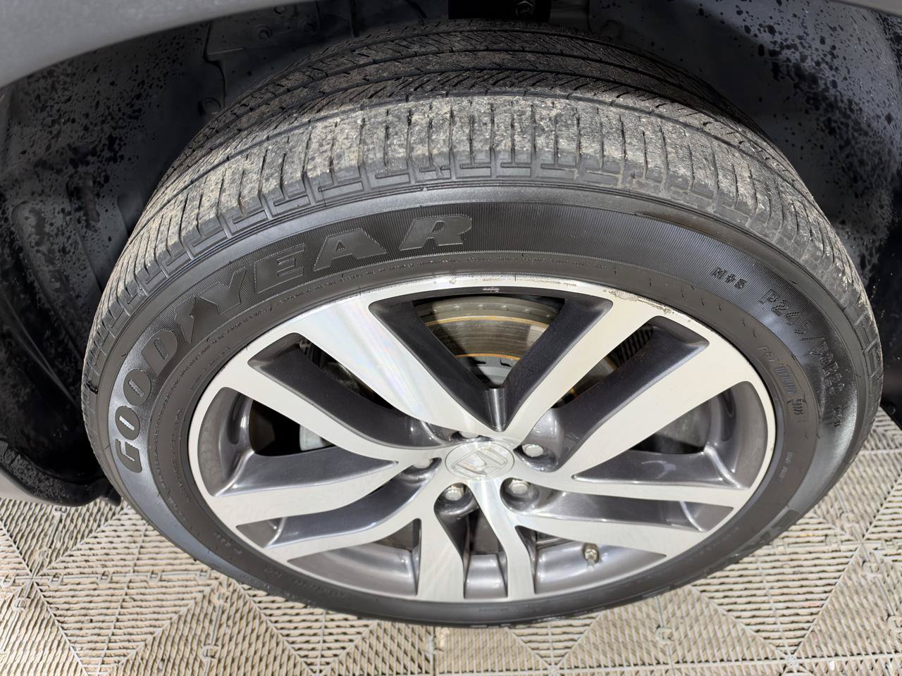Used 2016 Honda Pilot Touring image 24