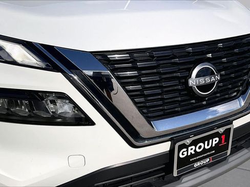 Used 2023 Nissan Rogue S FWD image 27
