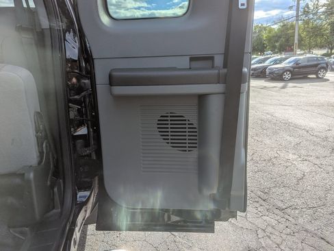 Used 2019 Ford F650 2WD SuperCab Super Duty image 30