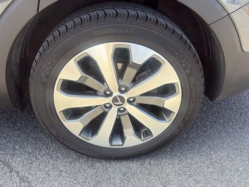 Used 2020 Kia Telluride S image 15