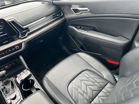 Certified 2023 Kia Sportage X-Line image 13