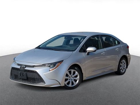 Used 2020 Toyota Corolla LE image 1