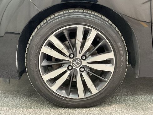 Used 2015 Honda Fit EX image 28