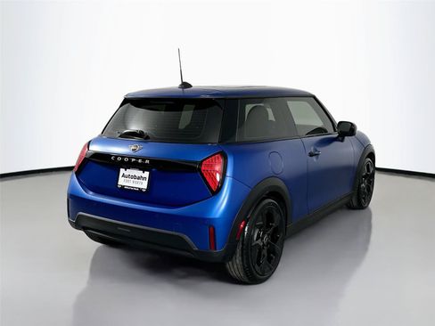 Certified 2025 MINI Cooper 2-Door Hardtop FWD image 4