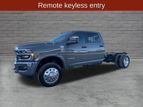 New 2026 RAM 4500 4x4 Crew Cab DRW image 16