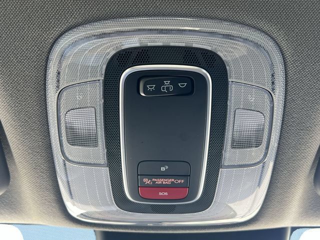 Certified 2025 Hyundai Elantra SEL FWD image 37