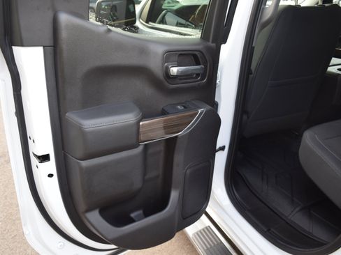 Used 2019 Chevrolet Silverado 1500 RST image 10