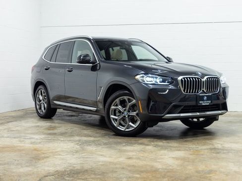 Certified 2024 BMW X3 xDrive30i w/ Convenience Package image 4